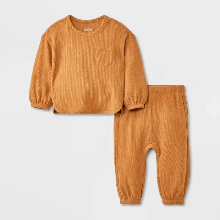 Baby Boys‘ 2pc Cozy Thermal Sweatshirt & Jogger Pants Set – Cat & Jack™ Brown 18M