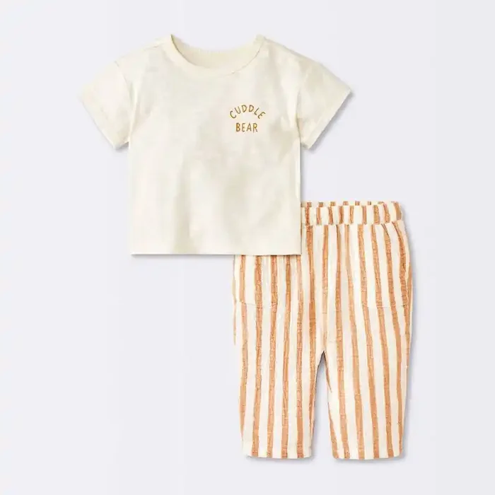 Baby Boys‘ 2pc Cuddle Bear T-Shirt and Striped Gauze Pant Set – Cloud Island™ Cream 24M