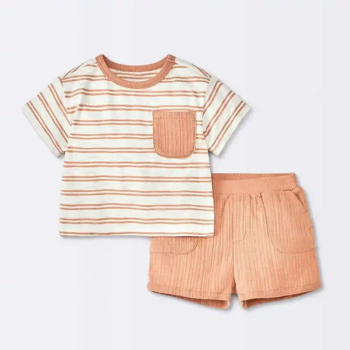 Baby Boys‘ Rust Striped Pocket T-Shirt & Shorts Set – Cloud Island™ Brown Newborn