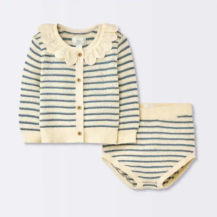 Baby Girls‘ 2pc Striped Peter Pan Collared Sweater Set – Cloud Island™ Blue 0-3M