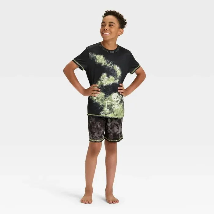 Boys‘ 2pc Short Sleeve Halloween Pajama Set – Cat & Jack™ Black S