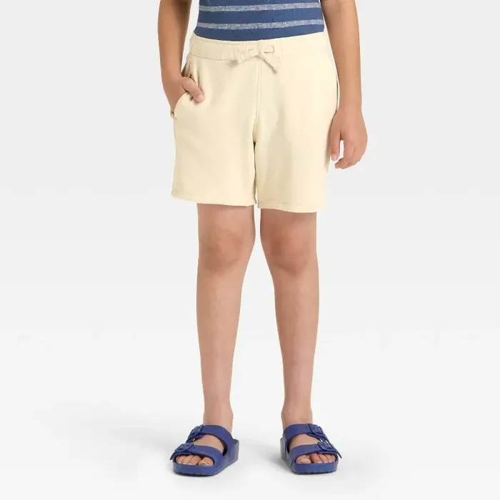 Boys‘ ‘Above the Knee‘ Pull-On Shorts – Cat & Jack™ Beige S