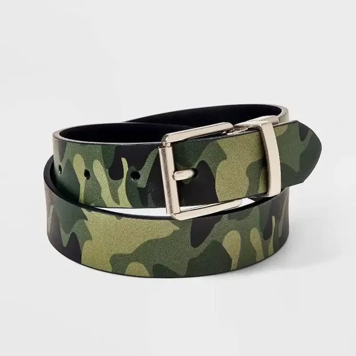 Boys‘ Camouflage Reversible Belt – Cat & Jack™ Dark Olive Green M