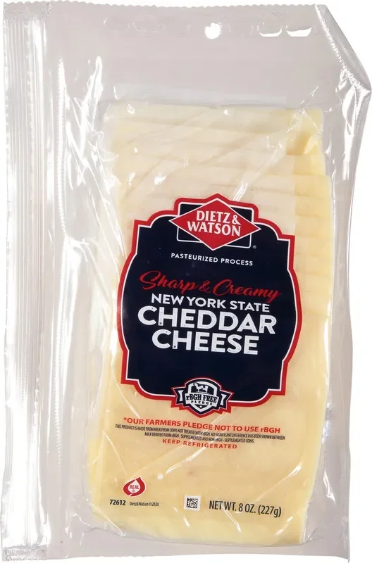 Dietz & Watson Sharp & Creamy New York State Cheddar Cheese 8 oz