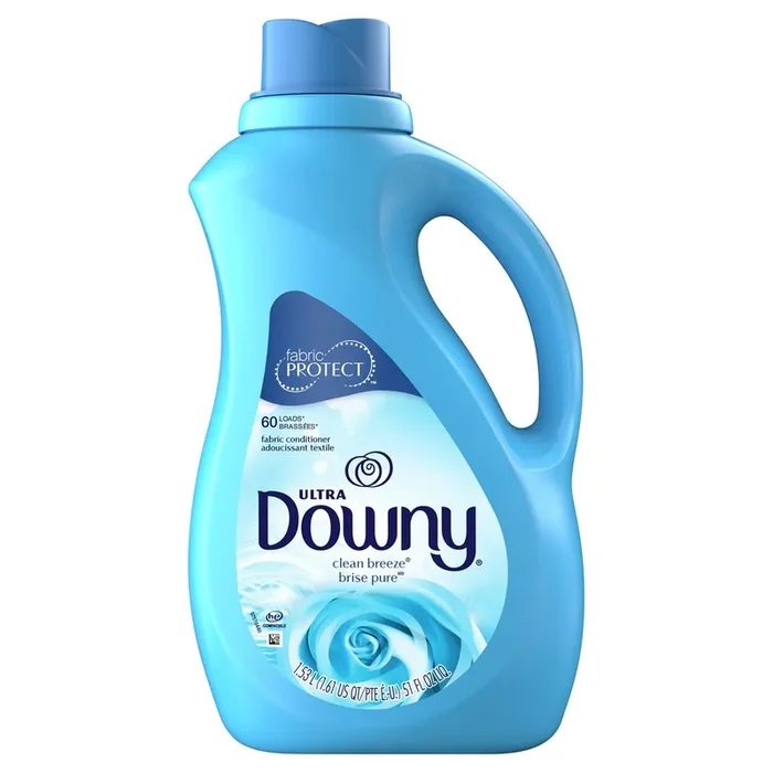 Downy Ultra Clean Breeze Fabric Conditioner 1.5 lt
