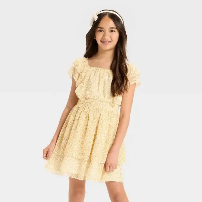 Girls‘ Floral Tiered Chiffon Dress – Cat & Jack™ Cream S