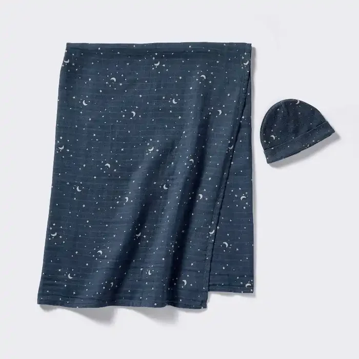 Hospital Muslin Swaddle and Hat Gift Set – 2ct – Blue Stars- Cloud Island™