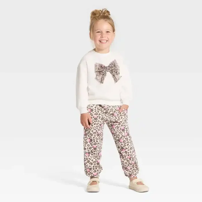 Toddler Girls‘ 2pc Disney Minnie Mouse Cozy Fleece Animal Printed Sweatshirt with Tulle Bow and Pants Set – Ivory 5T