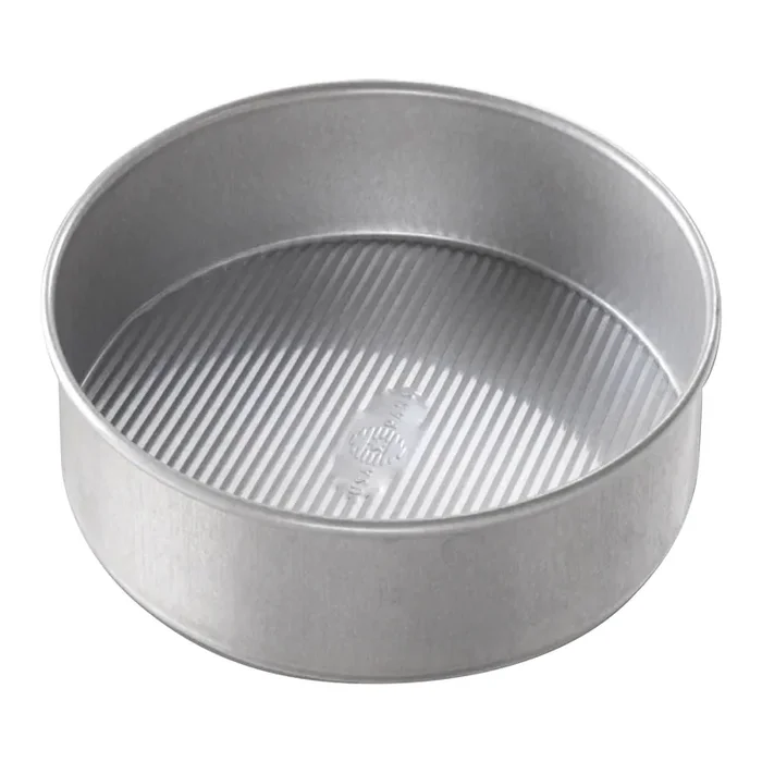 USA Pan® Round Nonstick Metal Cake Pan