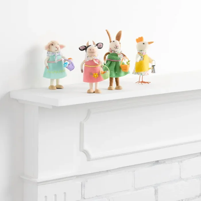 Wool Spring Farmers Market Critters Decor Set of 4